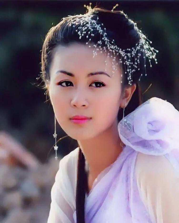 唐寧古裝造型好靚。