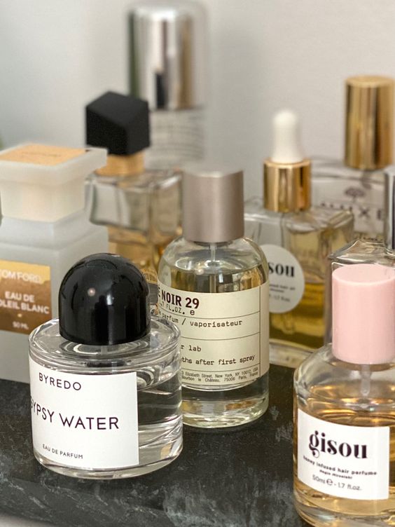 整理出5款能與心愛另一半共用的香水