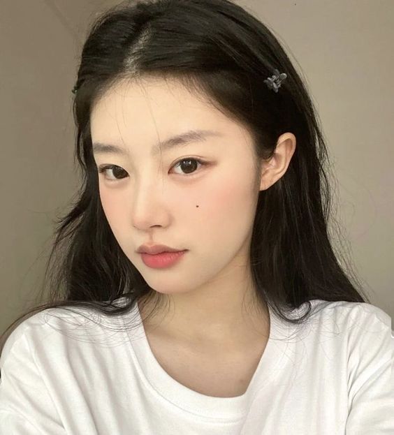 美編馬上分享4個正確的秋冬補妝技巧