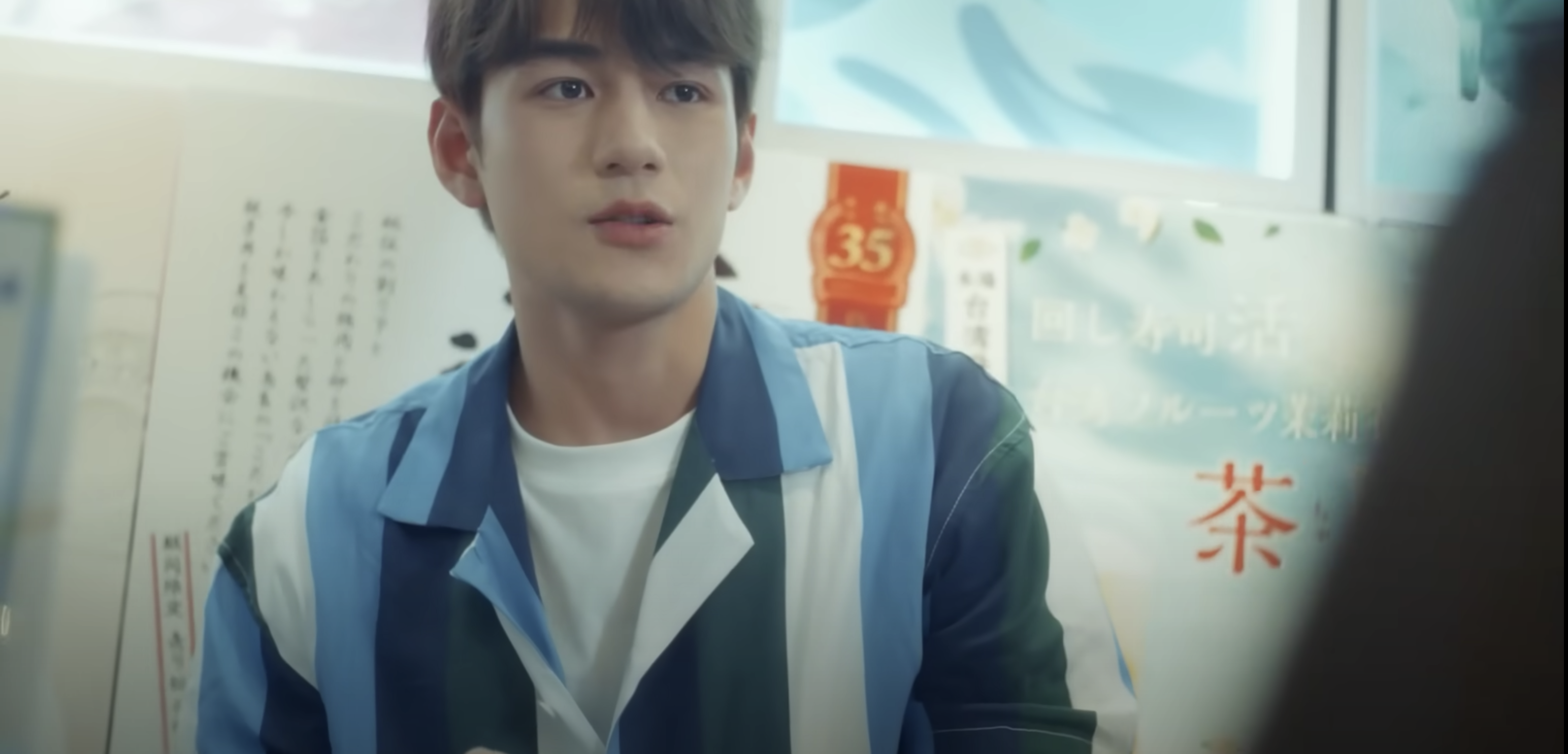 Jeffrey為圓歌手夢這次更不惜工本，自資了6位數字製作單曲及拍攝MV。