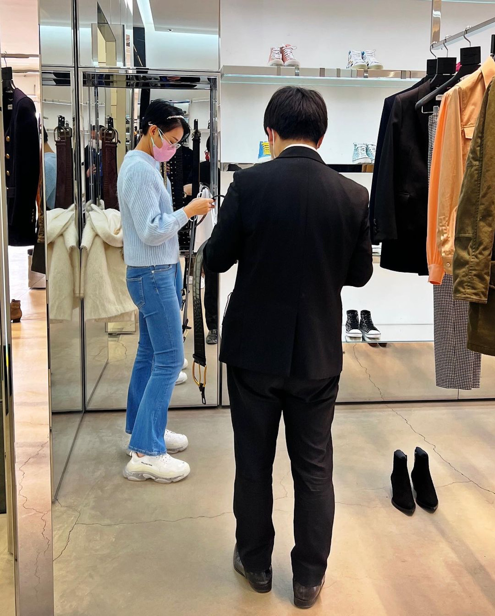 女人喜歡shooping。