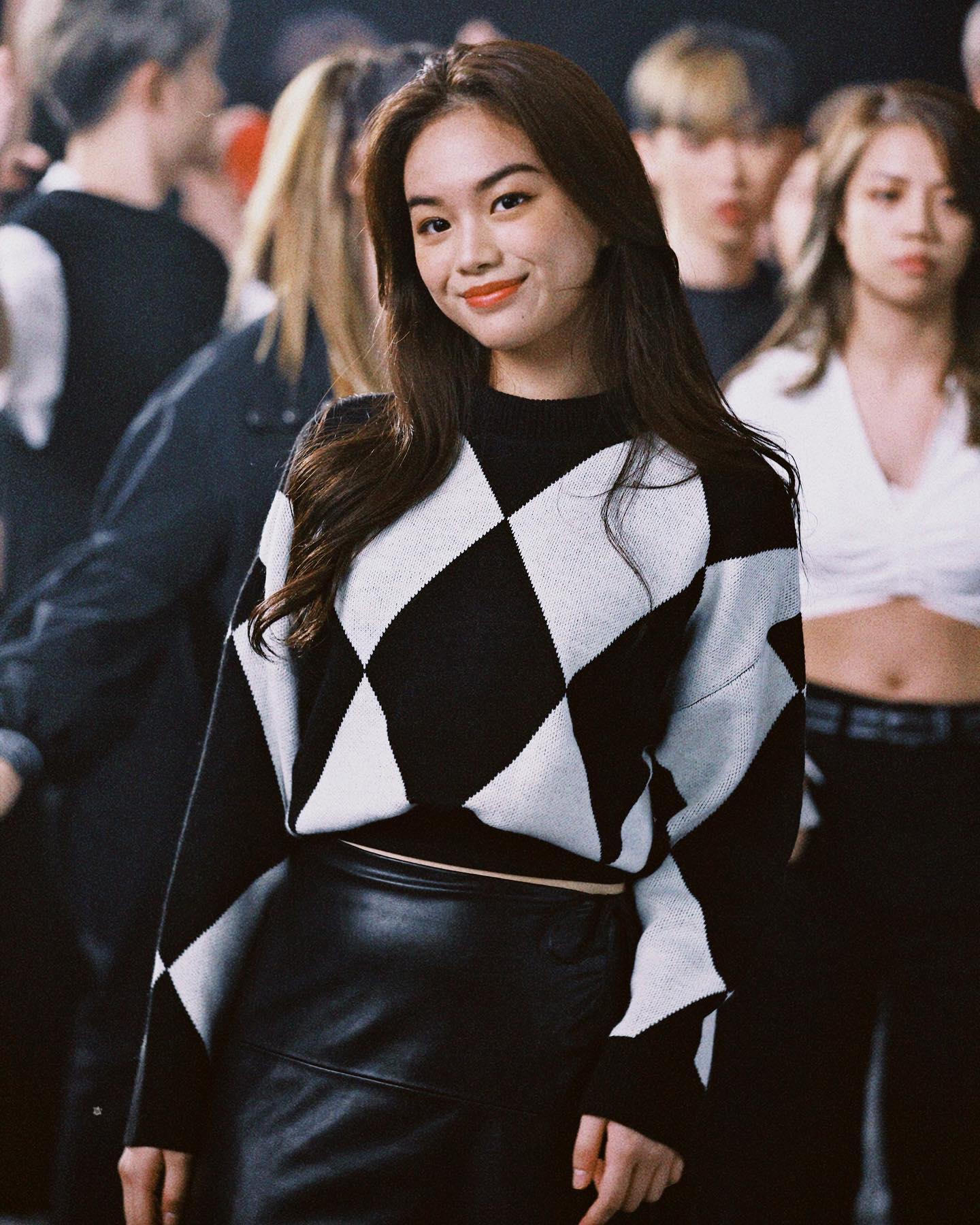 有網民認為Jasmine任暟晴與韓國女團BLACKPINK成員Jennie相似。