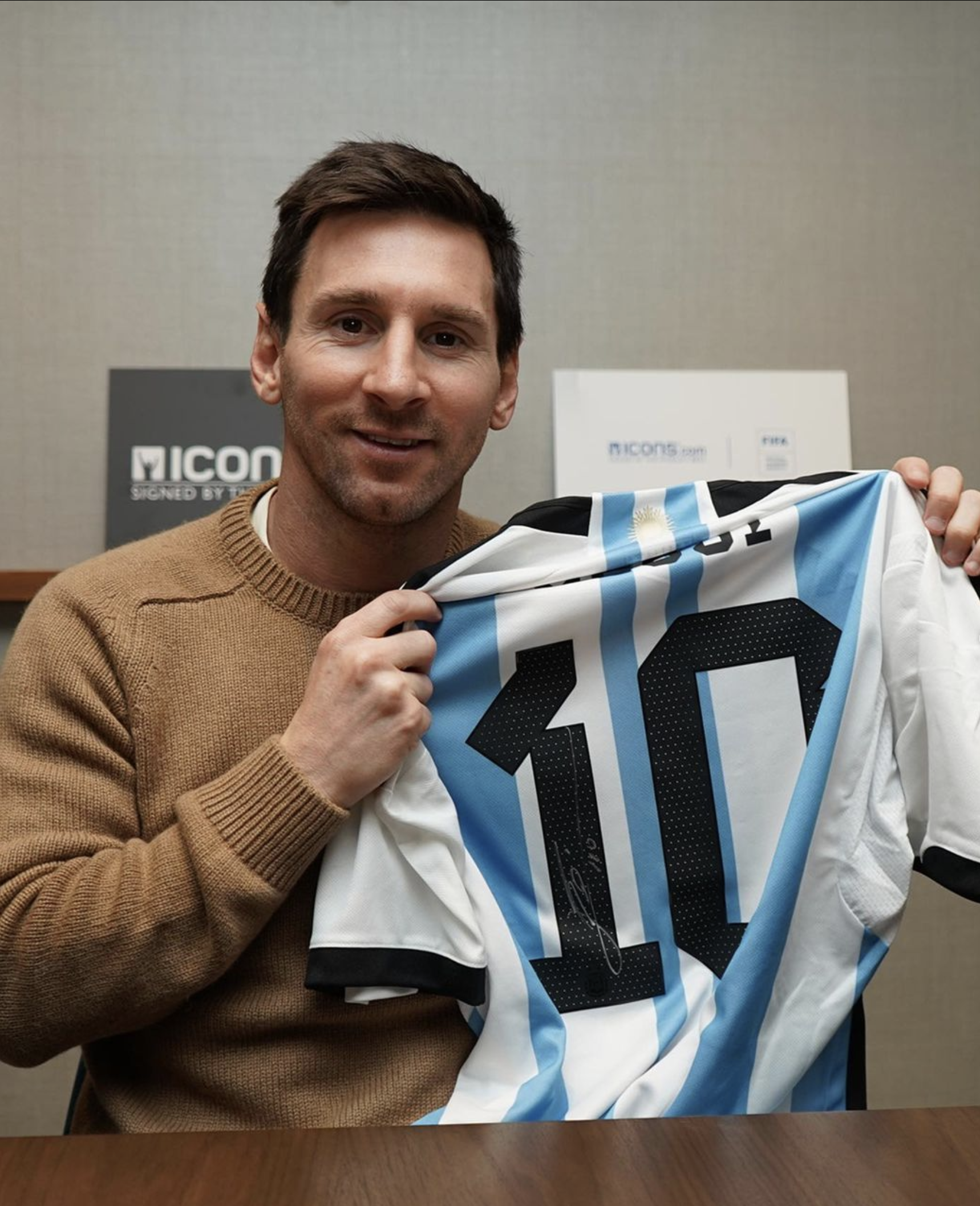 美斯一直致力慈善事業