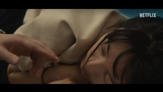 《First Love初戀》戀愛伏筆5. 洗衣店的浪漫時刻