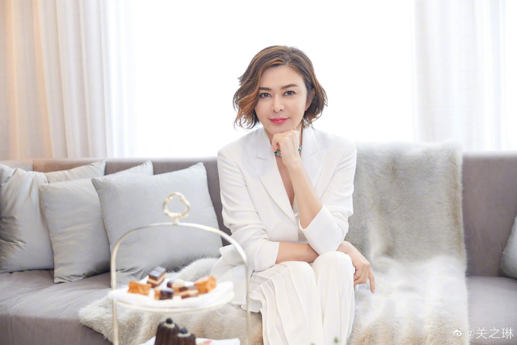 關之琳至今單身。