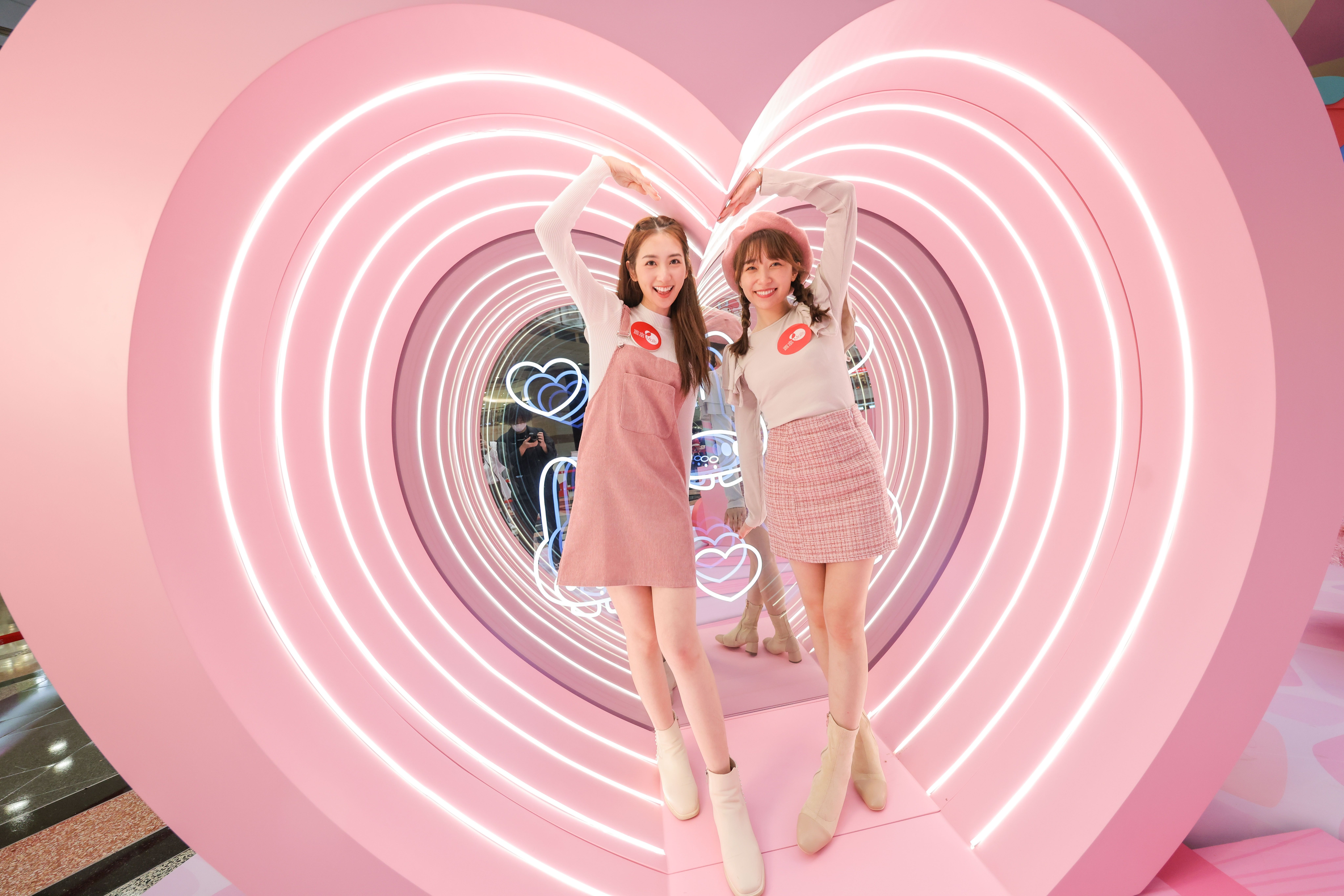 My Melody心心鏡面隧道