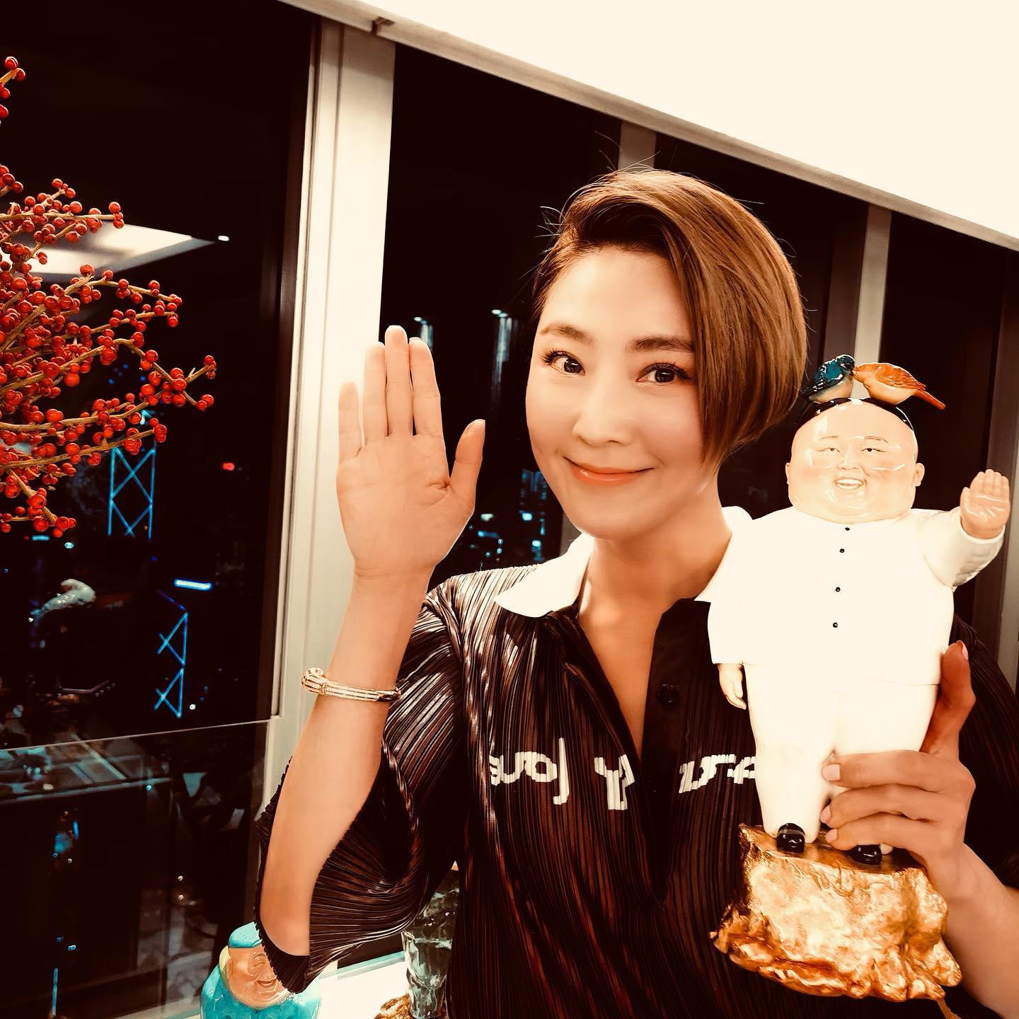 張玉珊憑著自身的努力以名商業頭腦,在商界打響名堂。