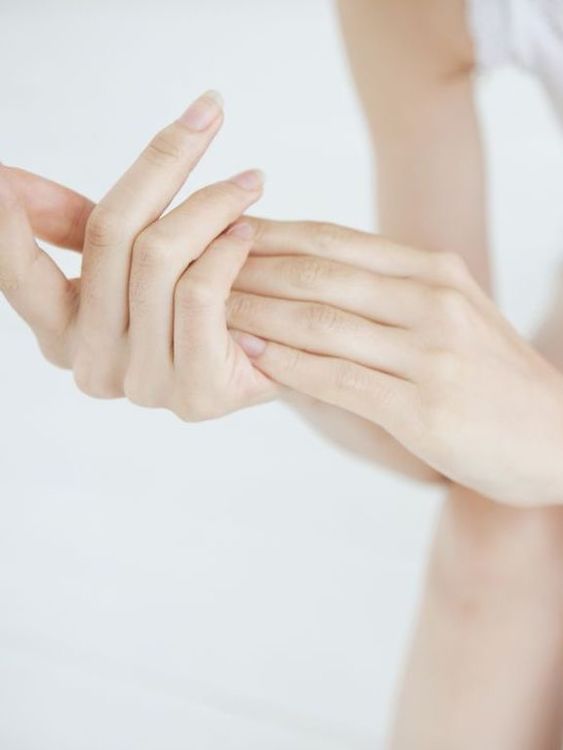 一、首先搓熱手心