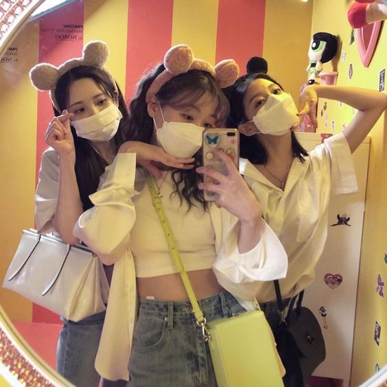 友誼和愛情一樣都需雙方保持一定的聯繫，而三人友誼更是如此。