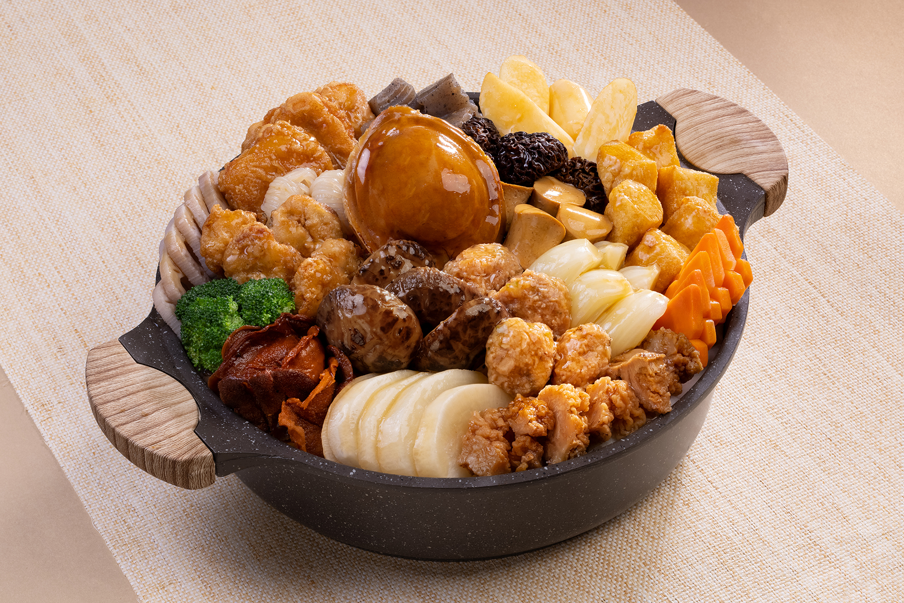 上珍菌原隻素鮑齋盆菜