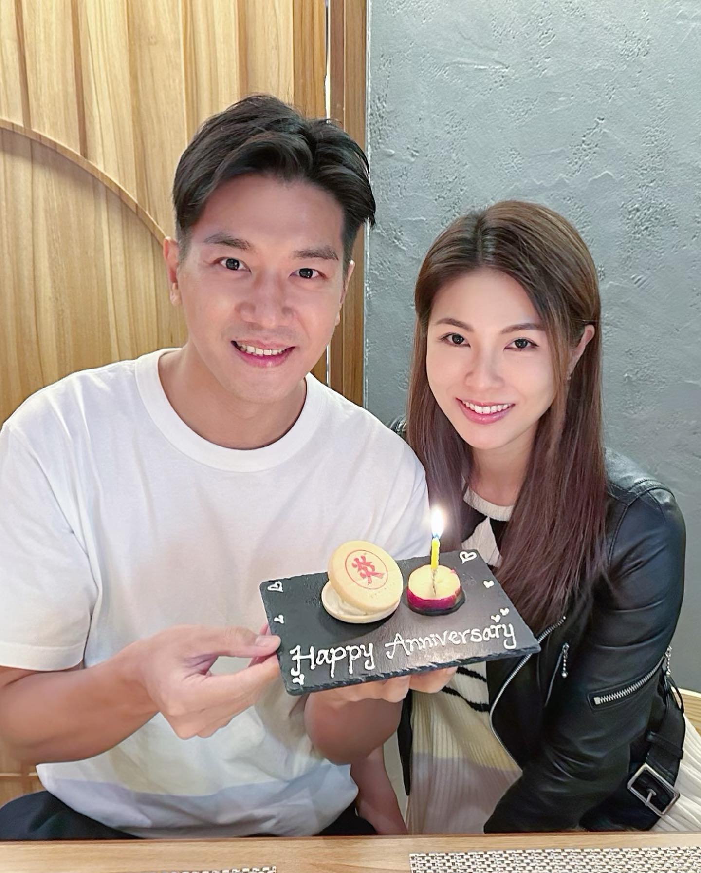 黎諾懿輿老婆李潔瑩好恩愛。