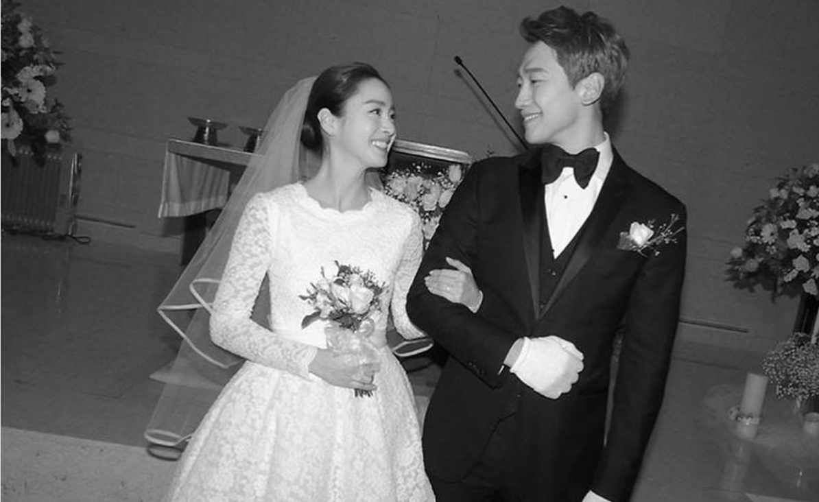 Rain指金泰希喜歡低調,所以拍拖的時候戀情一直都是不張揚。