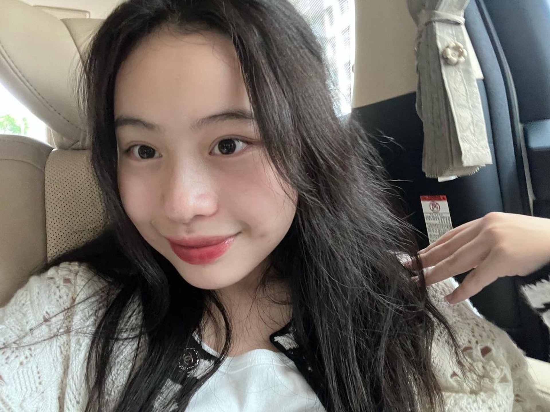 不炫富積極參與慈善