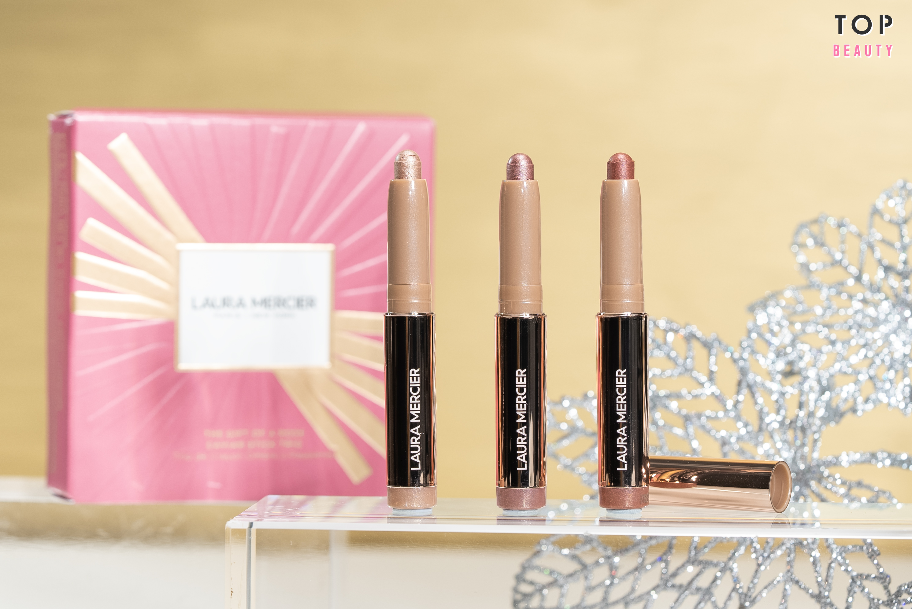 LAURA MERCIER 柔緻絲緞限量節日彩妝系列
