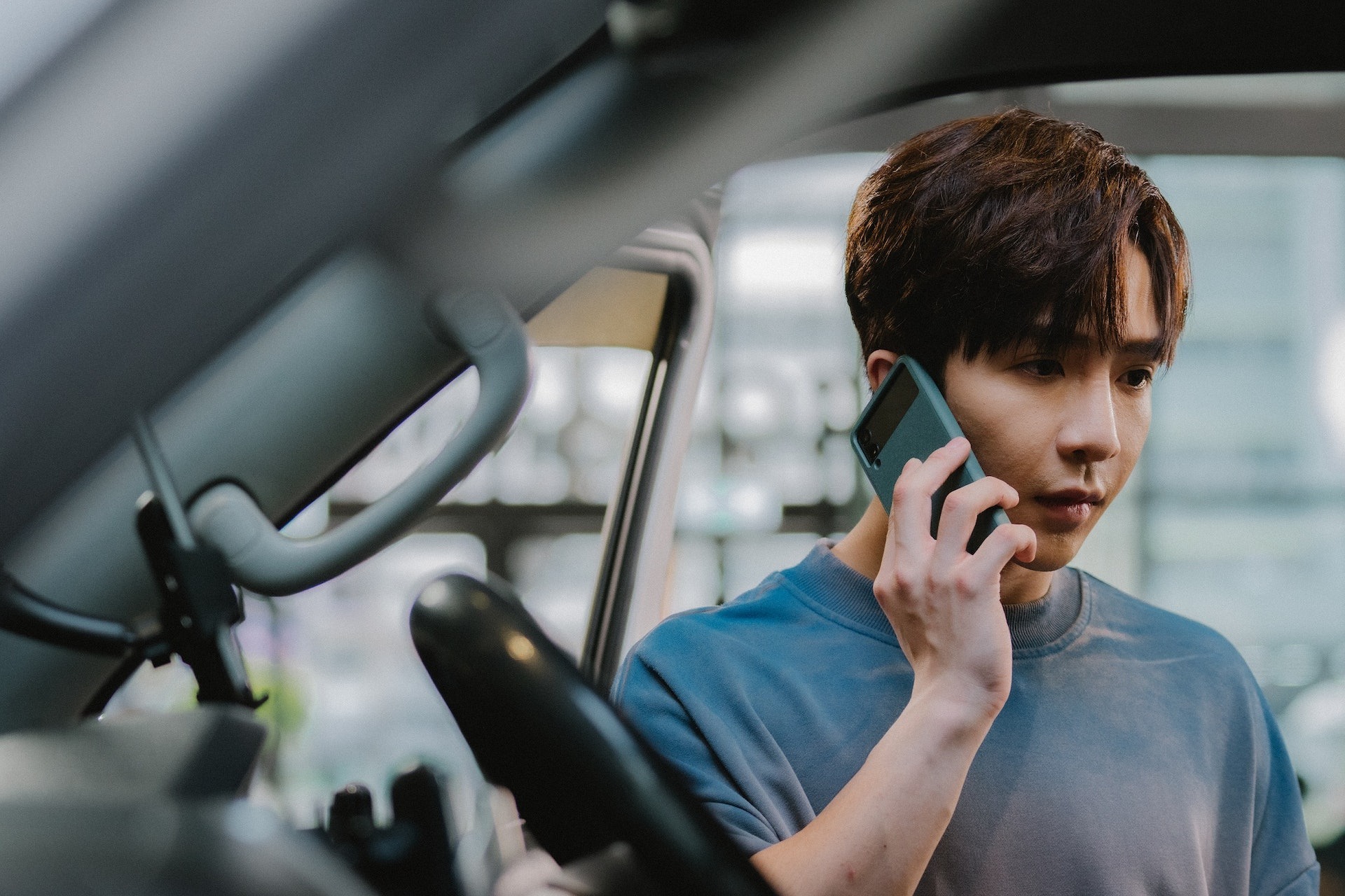 Jer更大爆Anson Lo有性感演出,有一場戲是與Jeffrey在浴室壁咚。