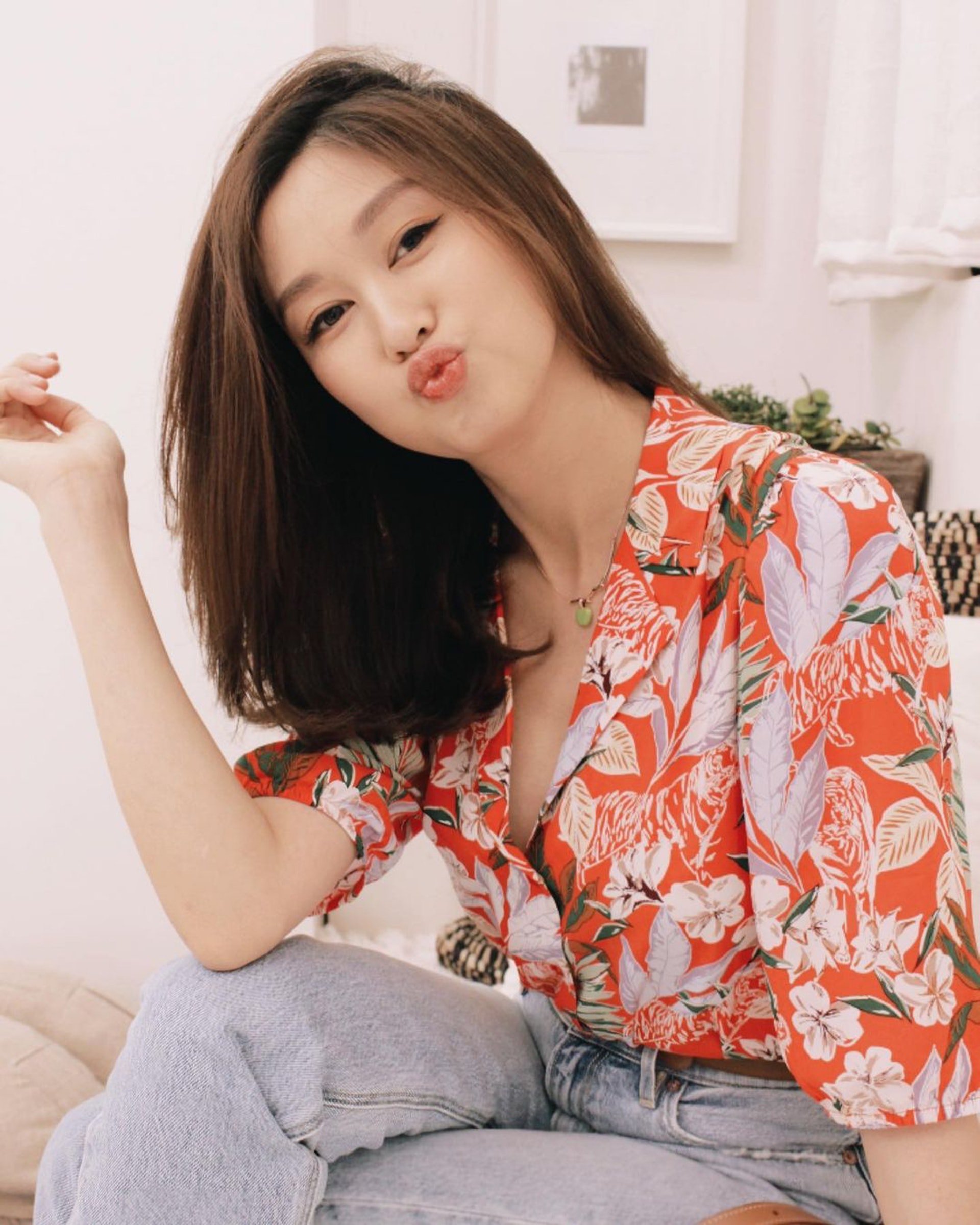 屬鼠明星代表:岑麗香。