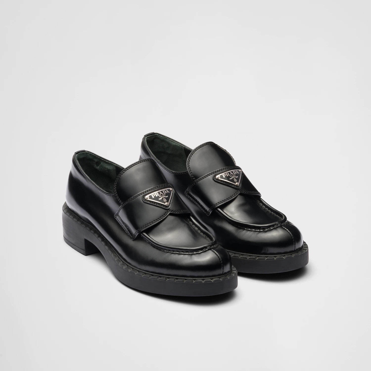 Prada Chocolate無帶便鞋 $9,850