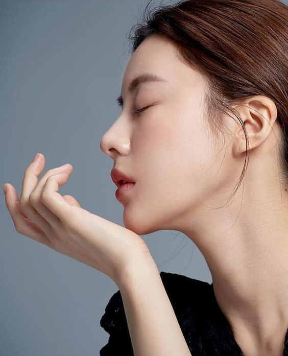 潤唇膏隱藏用法3:當指緣油