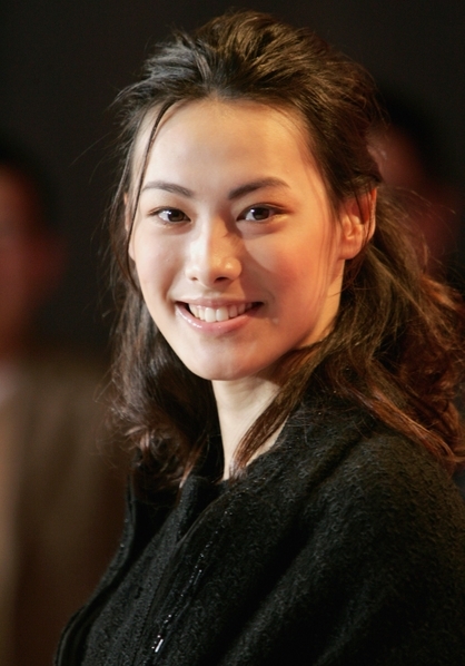 雖最終仍無緣嫁入豪門,但生活依舊富泰