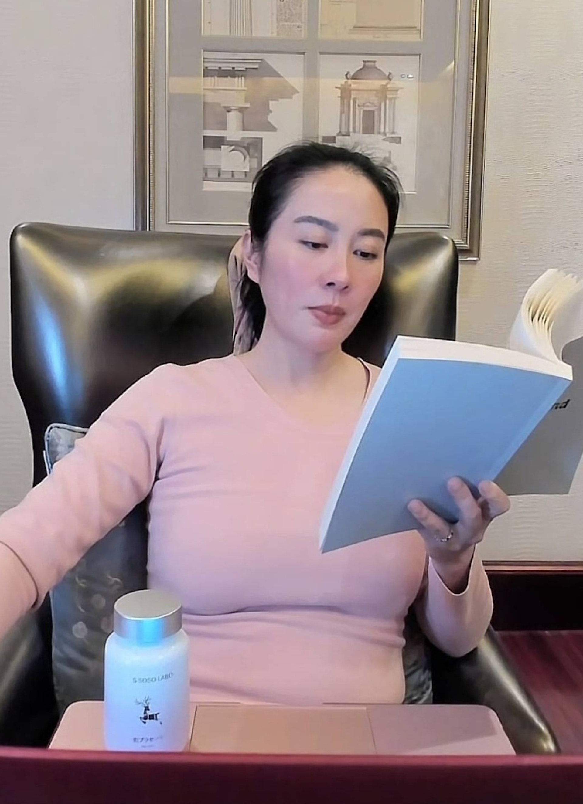 直播過程中葉璇非常做自己