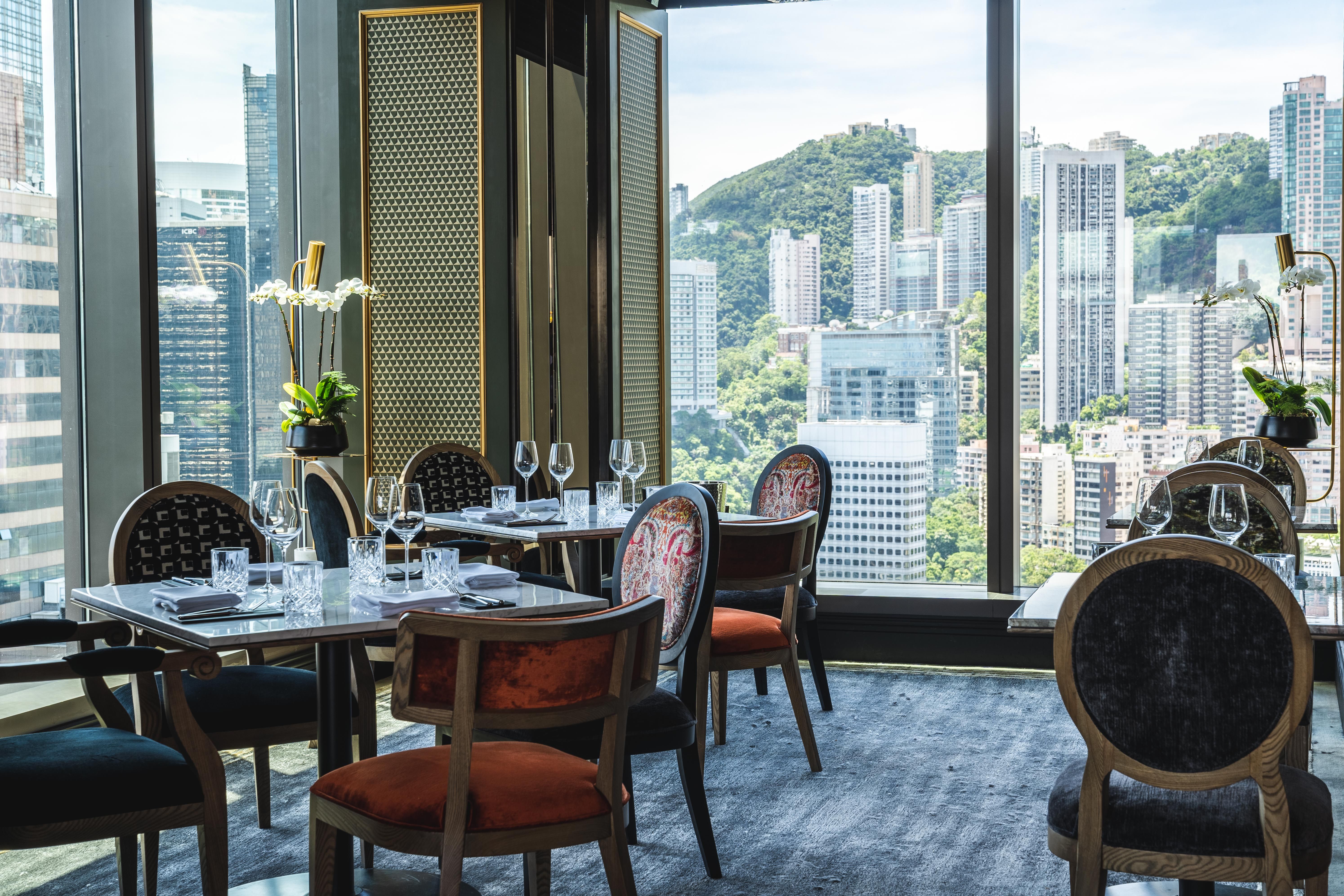 Aria位於中環半山位置,景色相當開揚。