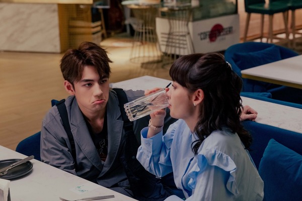 魏浚笙(Jeffrey)在劇中飾演的阿希明戀著阿包(徐㴓喬 飾)。