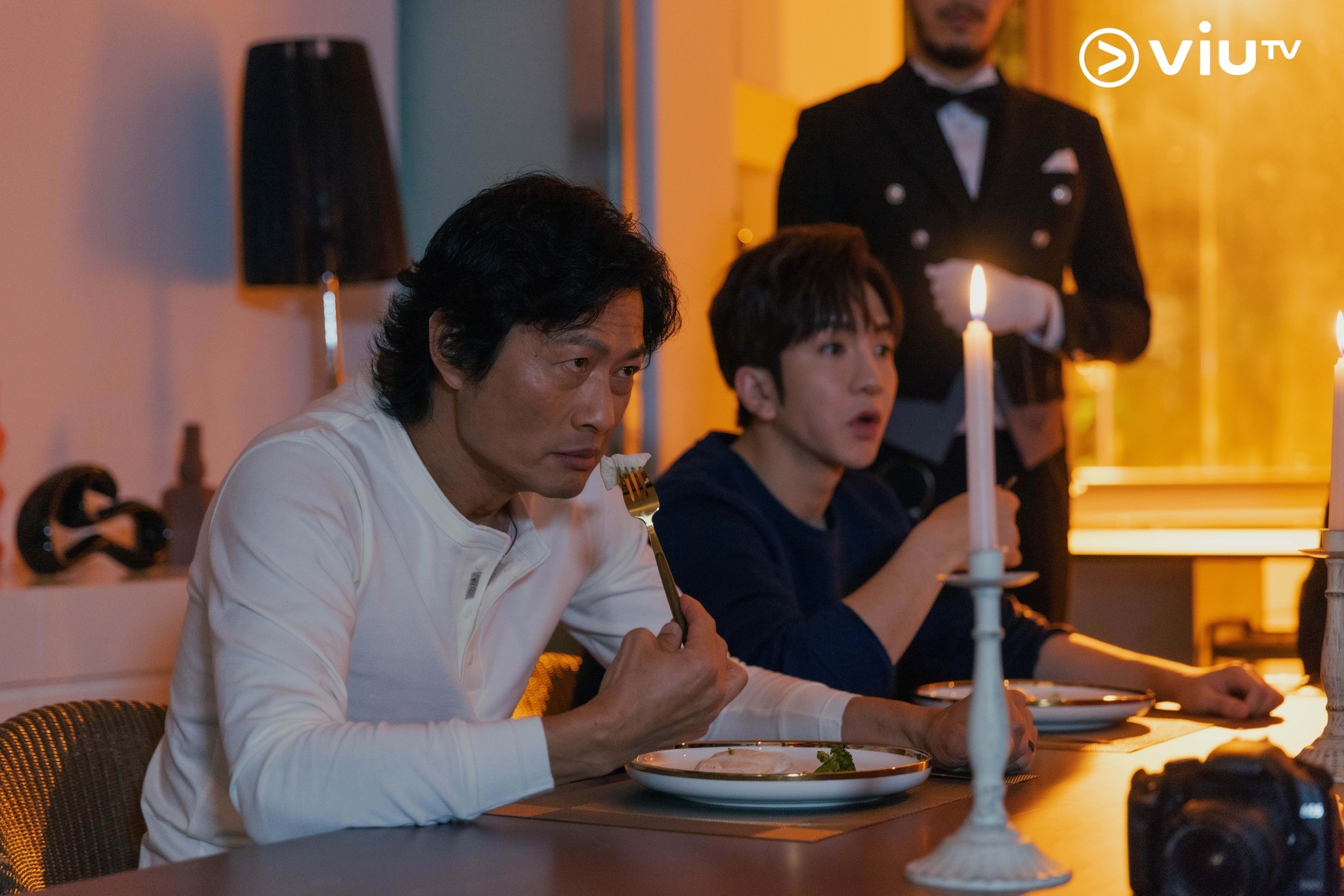 現年59歲的黃德斌，入行三十多年來都是多做嚴肅或苦情的角色。