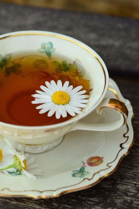 洋甘菊茶有減輕炎症、鎮靜的作用。