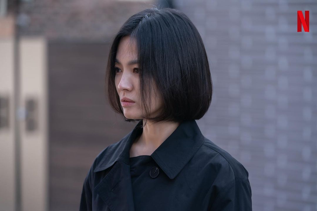現年41歲的韓國女神宋慧喬近日憑主演的《黑暗榮耀》再受關注