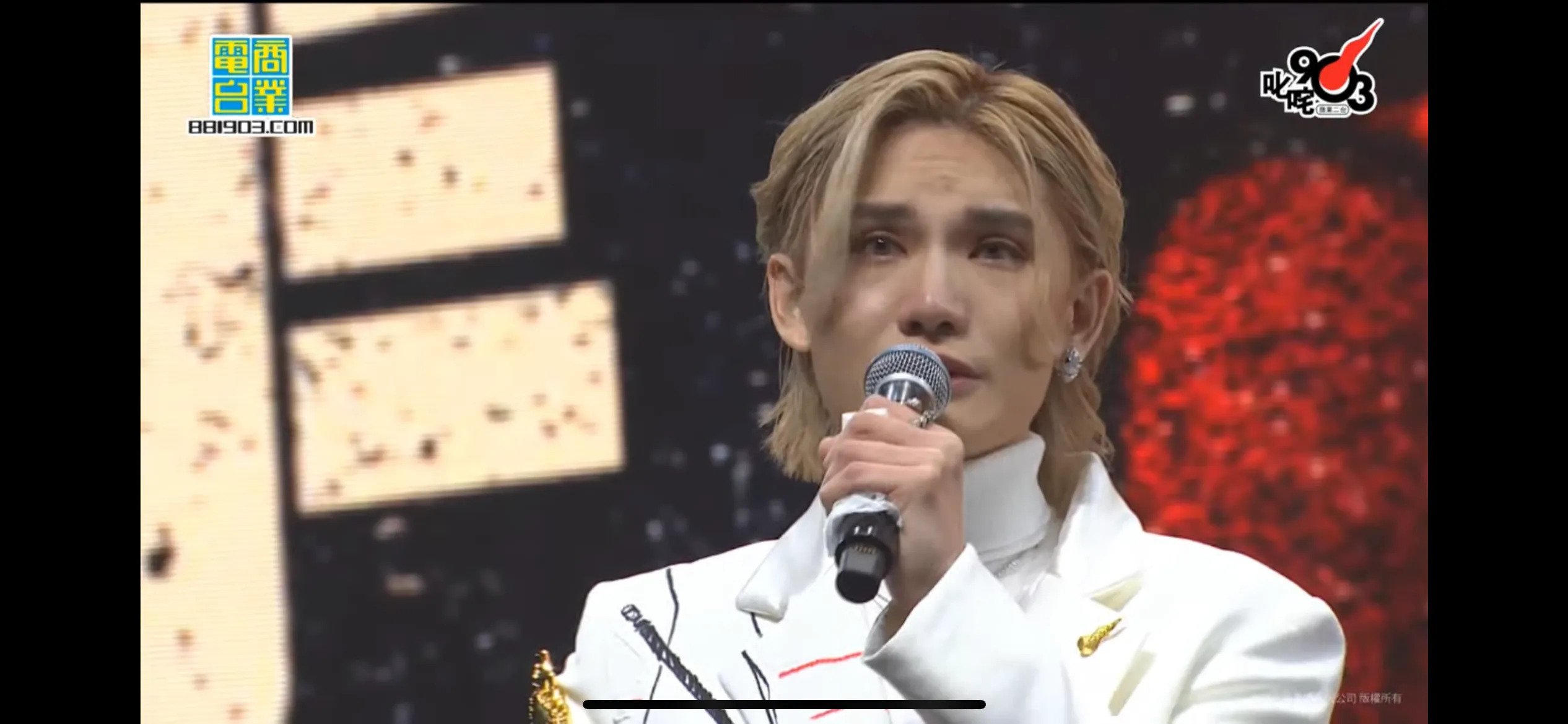 Jeremy李駿傑在《2022年度叱咤樂壇流行榜頒獎典禮》獲得「生力軍男歌手金獎」