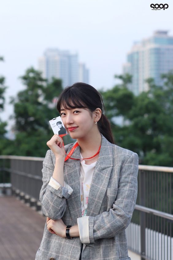 職場飯局中,上司往往會借此機會對下屬好好地觀察一番。