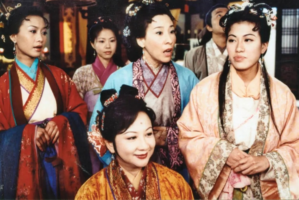 現年63歲的林漪娸於1980年加入TVB後,出演了多部經典處境喜劇。
