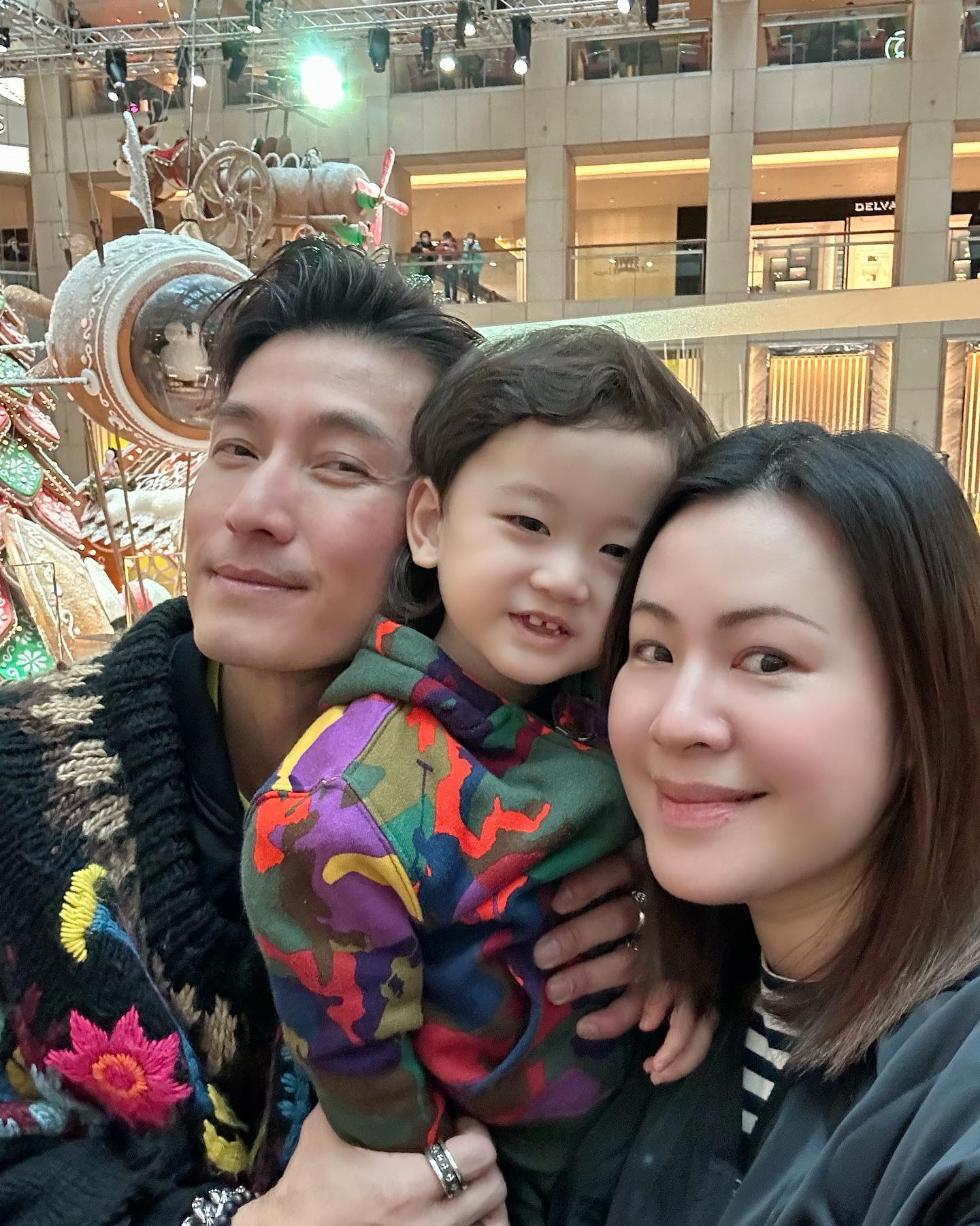 陳山聰表示，太太Apple與兒子已是世上最好的東西。