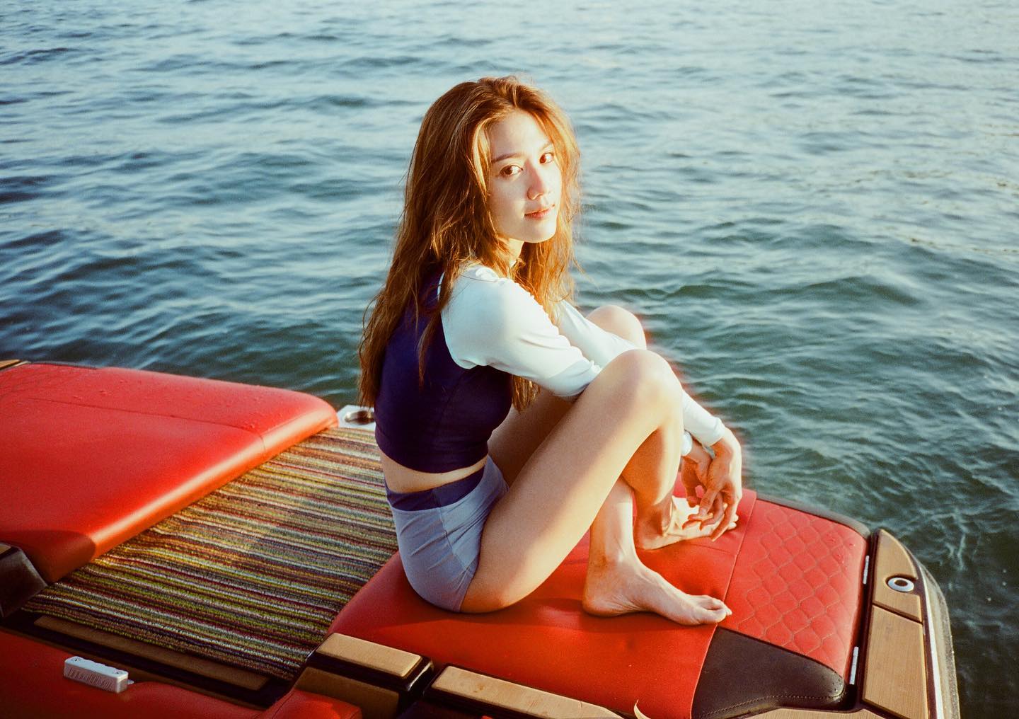 屬牛明星代表：周秀娜