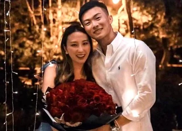 去年驚爆何超雲答應消防員男友Douglas的求婚。