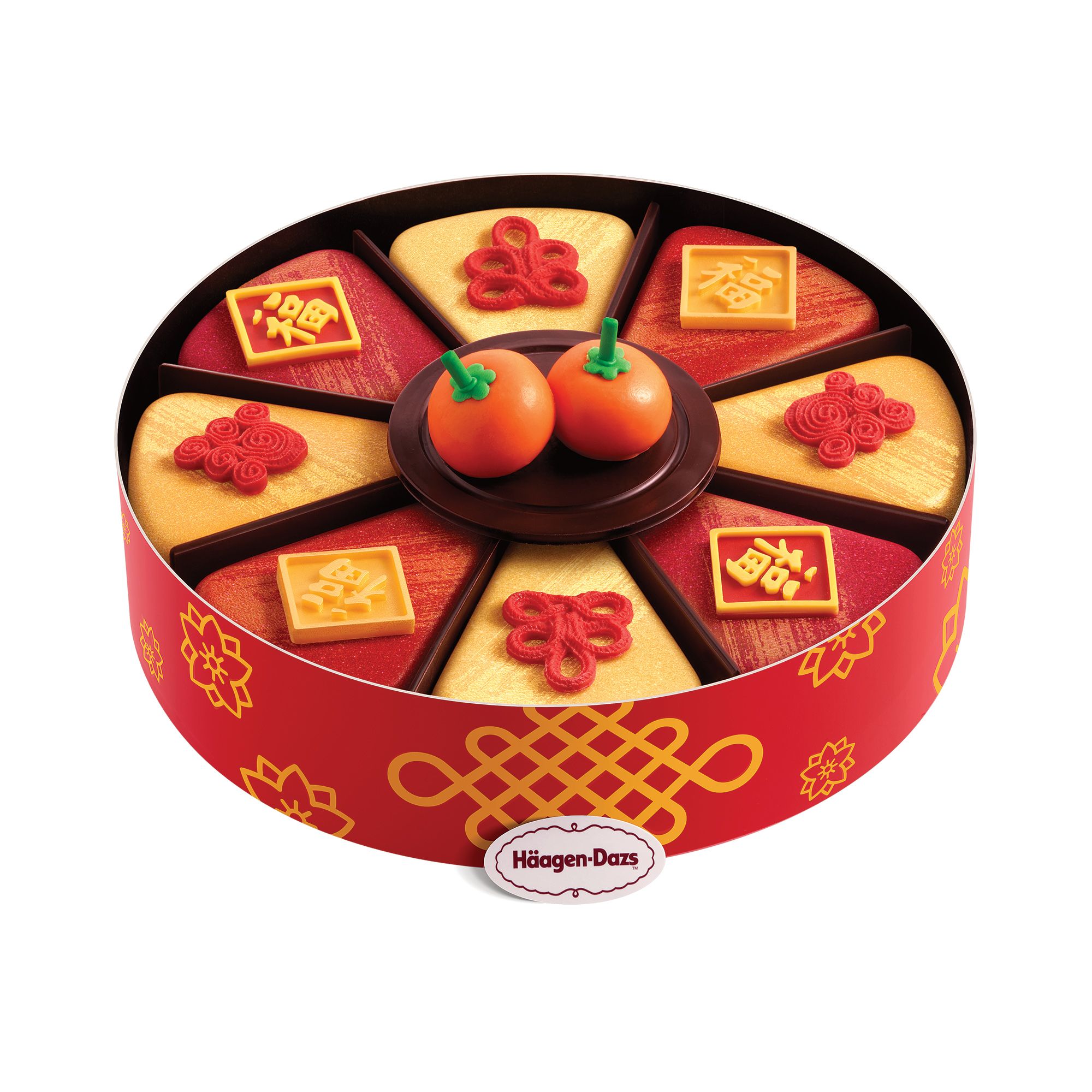 「新年盛宴」雪糕蛋糕以洋溢節慶氣圍的紅色、金色為主,由八件雪糕蛋糕堆砌而成。