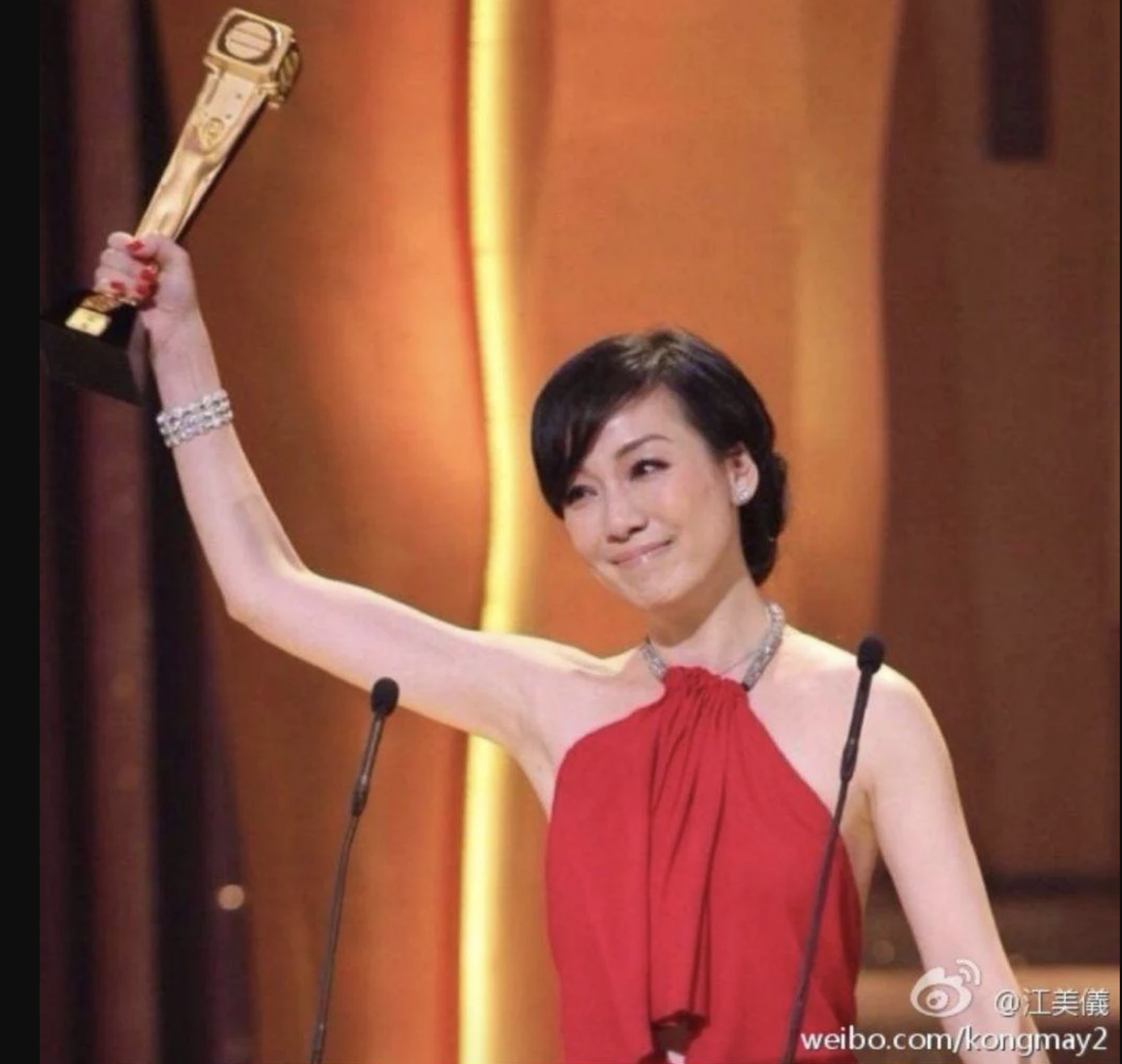 江美儀2013年她憑《衝上雲霄II》奪得女配角獎！