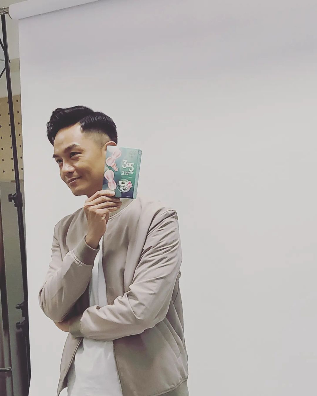 現實中的胡諾言其實還有另一個身份就是歌手!