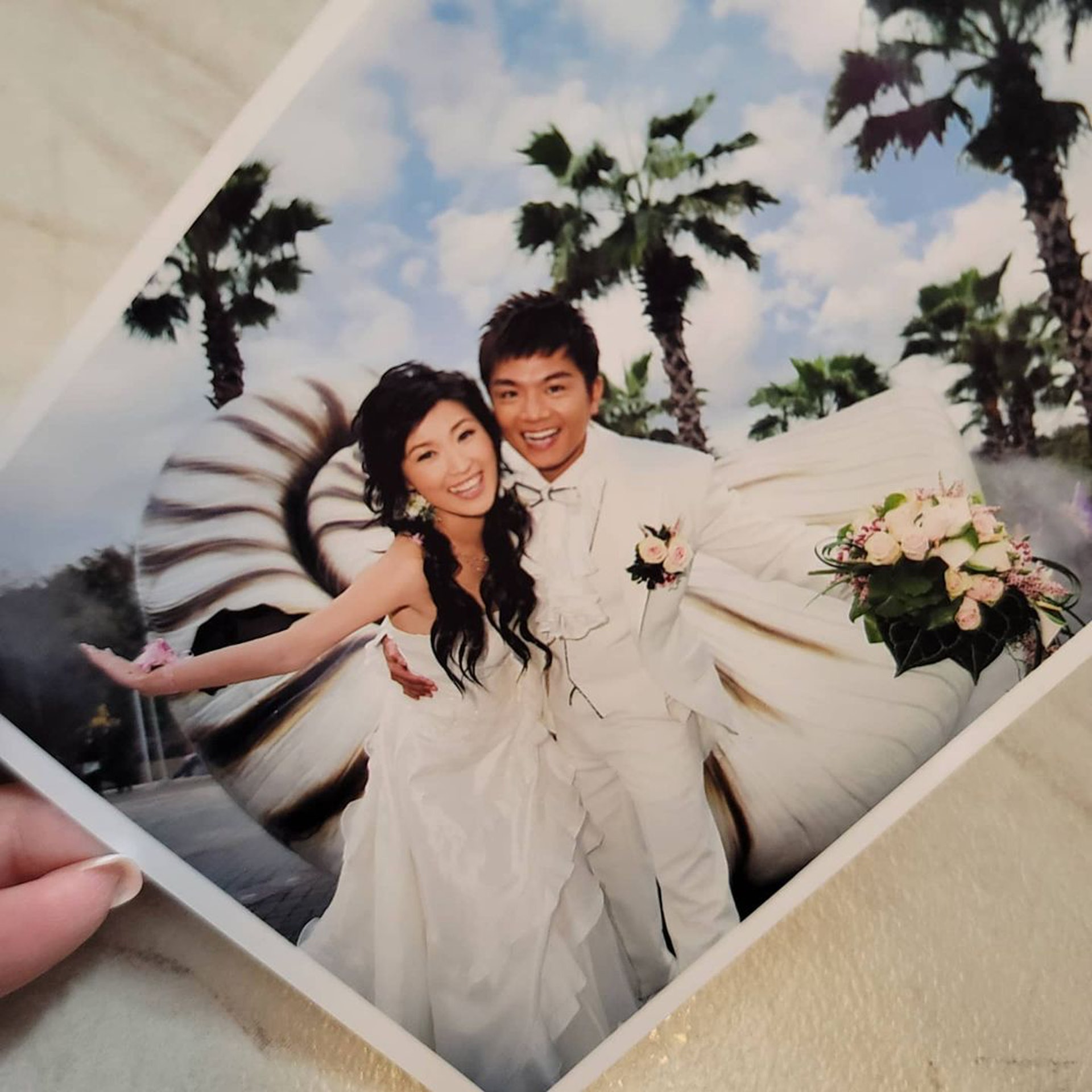 婚後育有2女1子,一直以來都是圈中公認的模範夫妻!