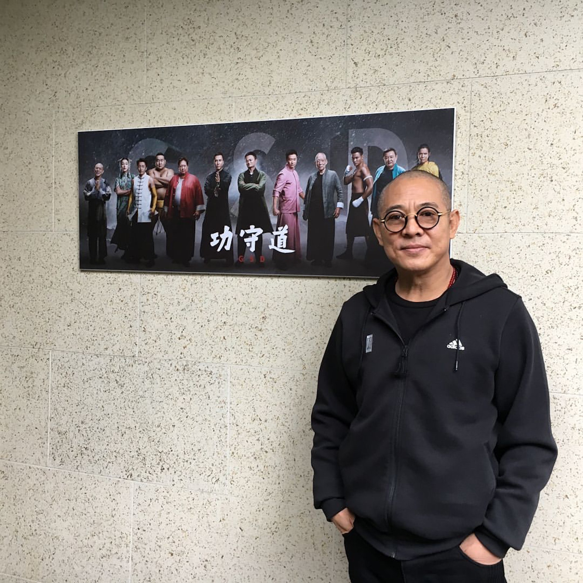 李連杰長期拍動作片導致健康出現問題。
