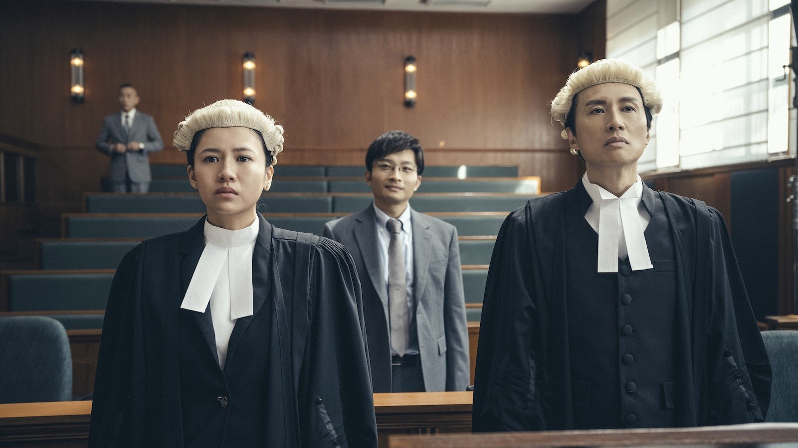由黃子華 、謝君豪 、王丹妮(Louise)等主演的賀歲電影《毒舌大狀》上映僅6日,票房已衝破4000萬。