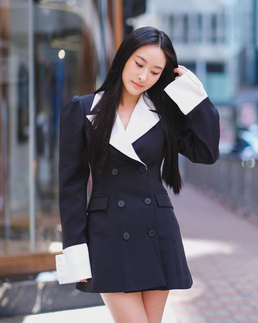 陳瀅不時會買一些小眾或輕奢品牌的手袋。