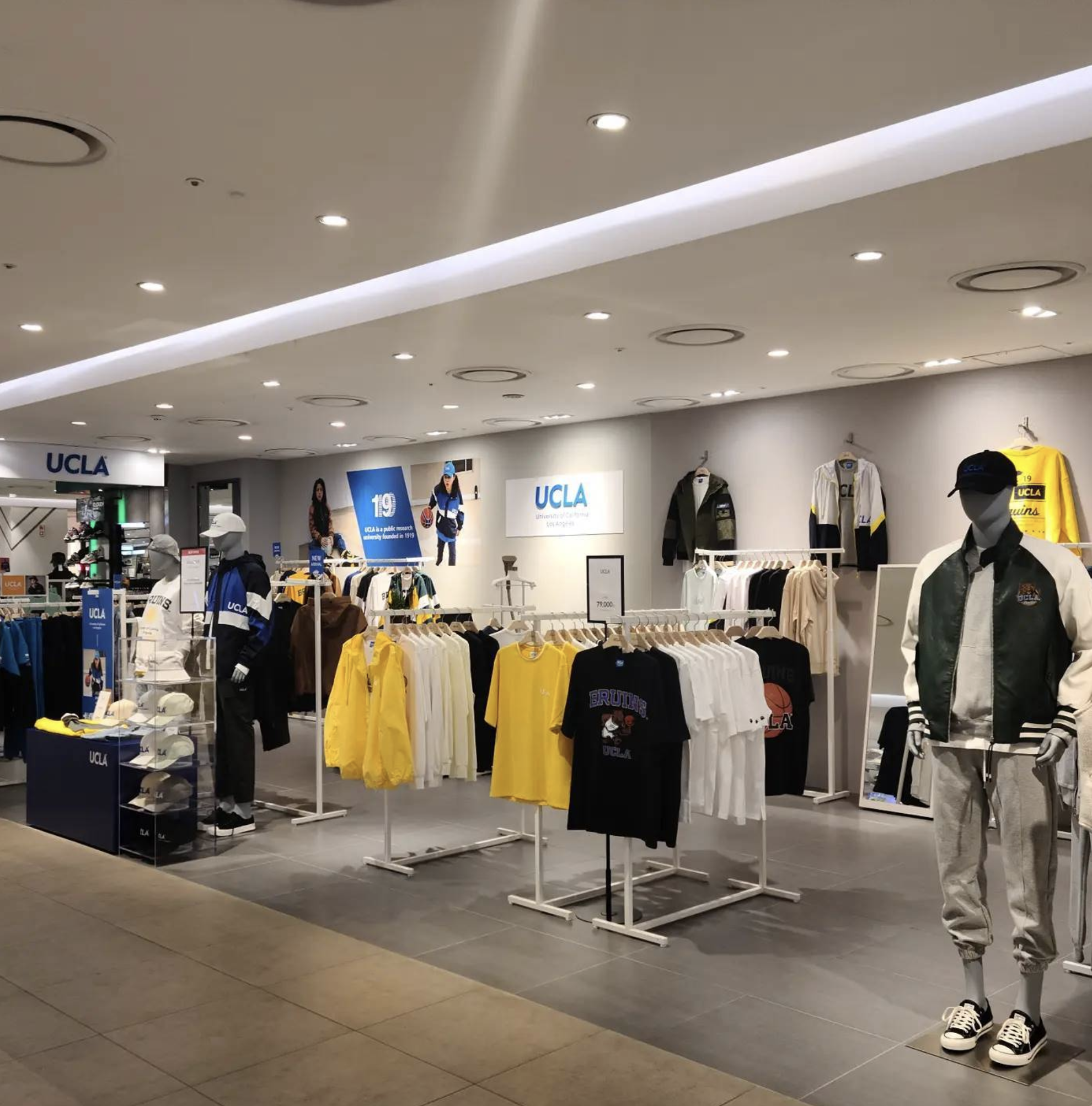 樓高3層也包攬了超過140個品牌