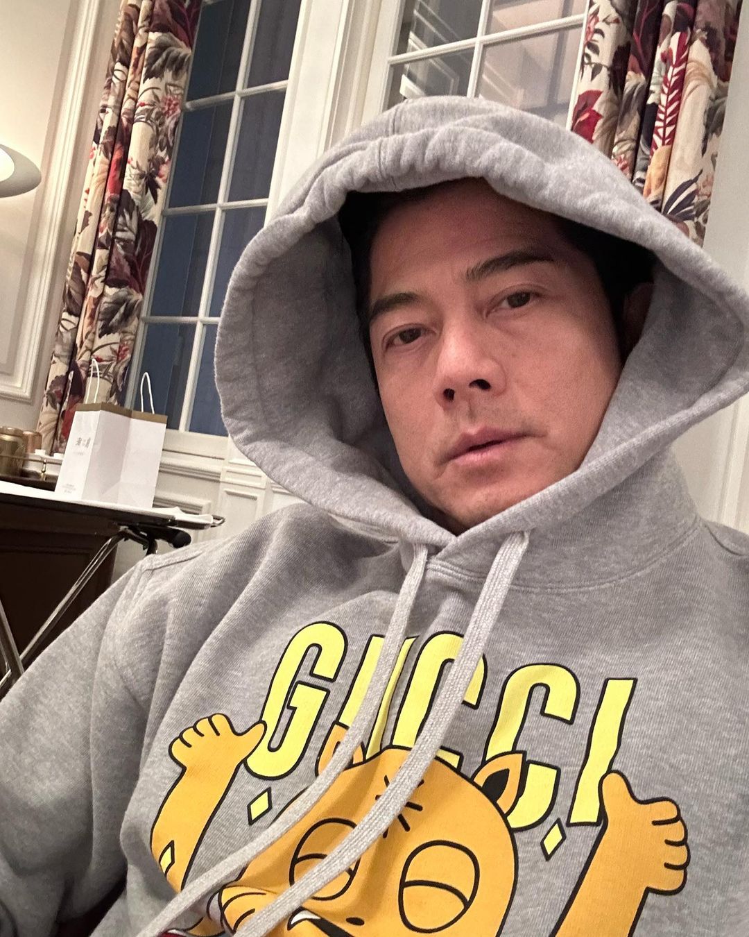 鼻樑高度適中善溝通</h2>