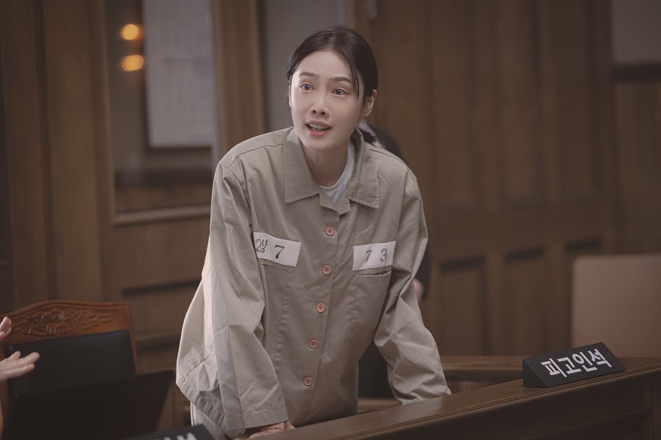 去年大熱韓劇《非常律師禹英禑》中,她飾演一位愛女心切的「脫北者」。