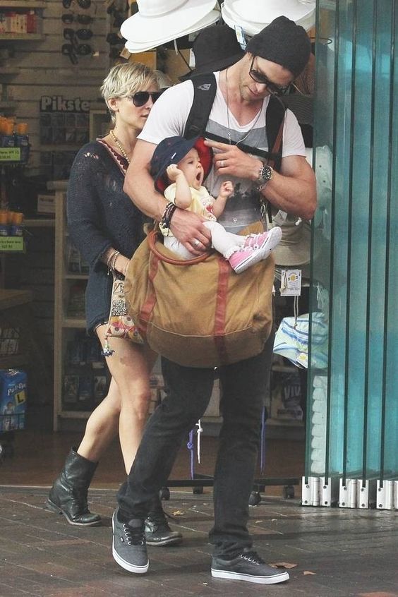 Christopher Hemsworth經常陪伴在年幼的孩子身邊