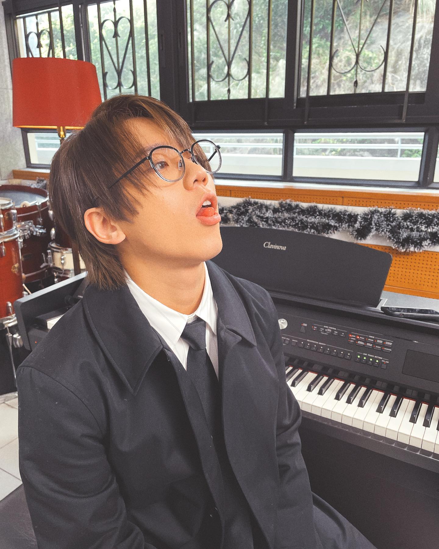 屬兔明星代表：姜濤