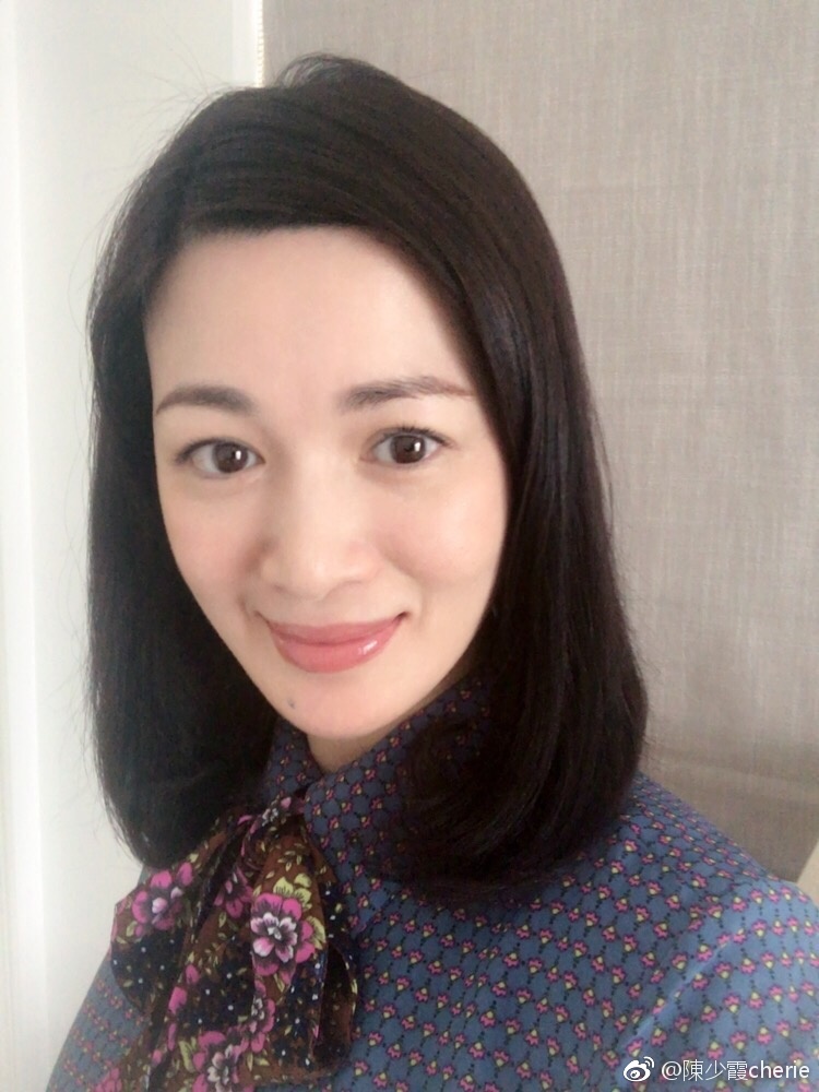 曾為前夫陷經濟拮据住公屋