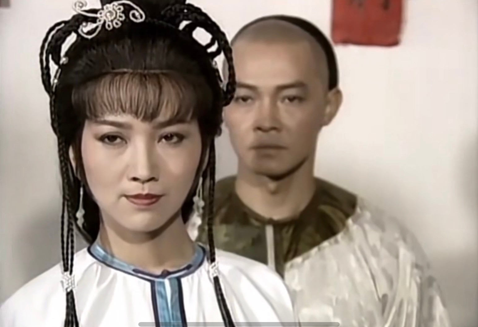 更曾於《武林故事》中擔正做南門拾,與尹天照有不少對手戲,又曾加入成龍班底拍攝電影《龍少爺》。