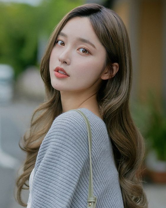 摩羯座與人交往時總是保持著一定的距離，而這並不是因為他們對人有戒心，只是不想將自己私下那面暴露於眾，除非你是他認定的人。